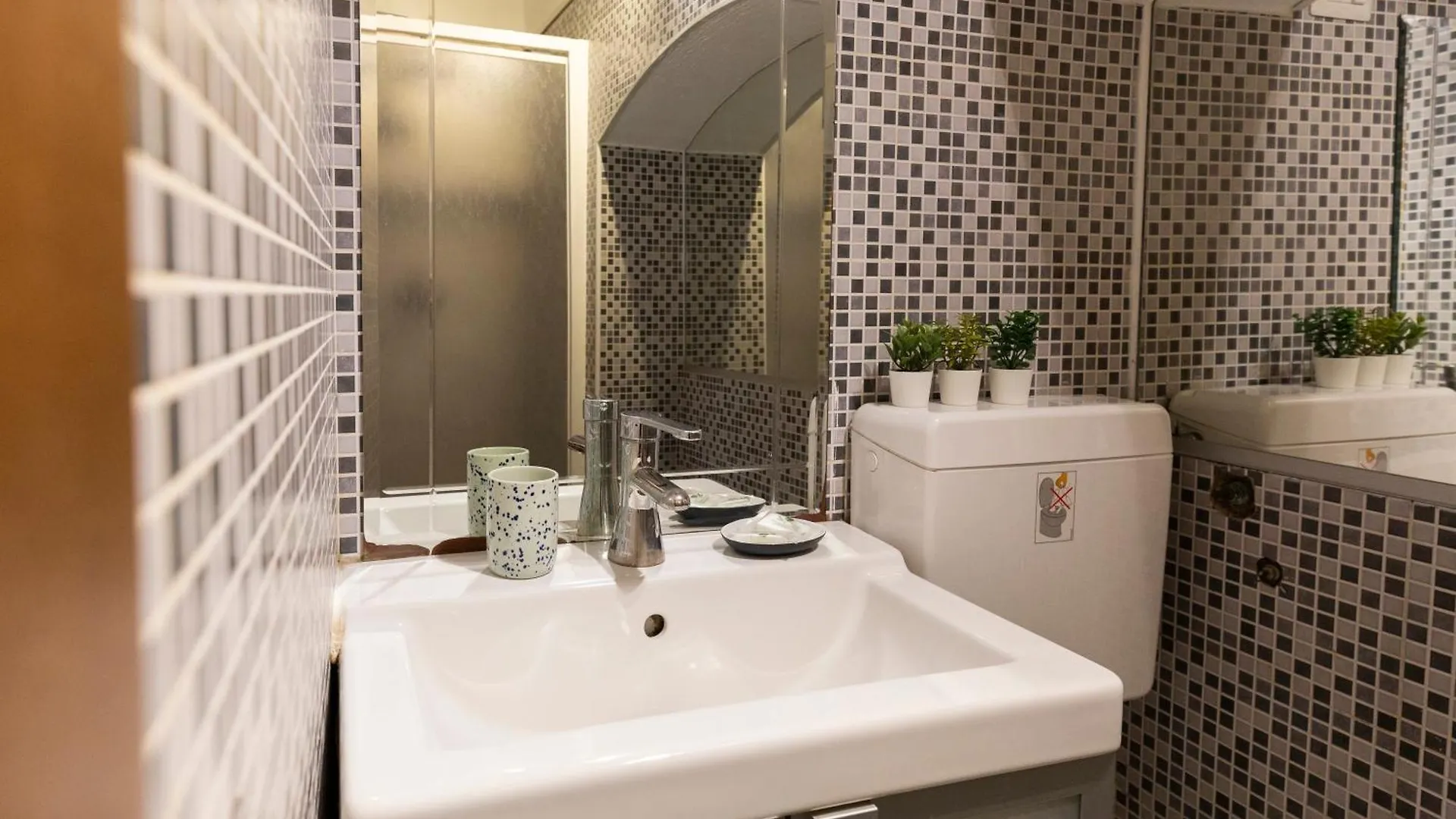 Casa Vittoria - Isola District Apartment Milan